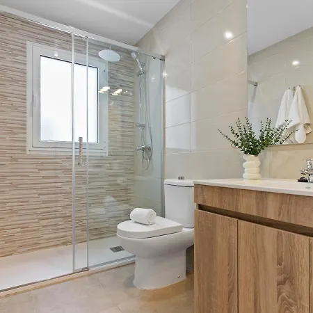 Matisse, Totalmente Reformado Y Modernista Apartamento *