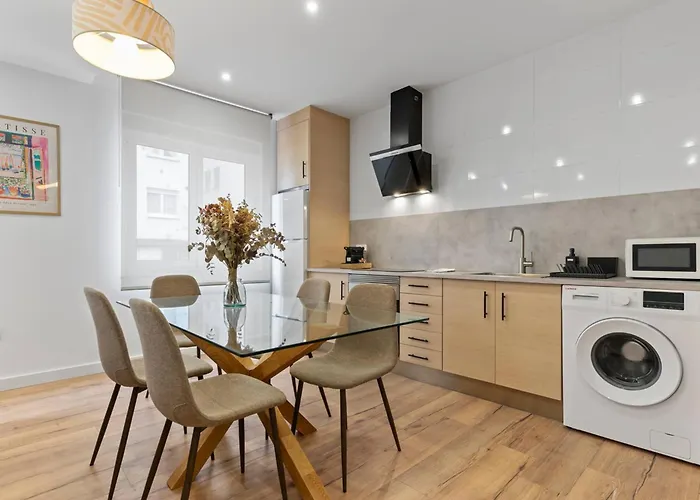 Matisse, Totalmente Reformado Y Modernista Apartament